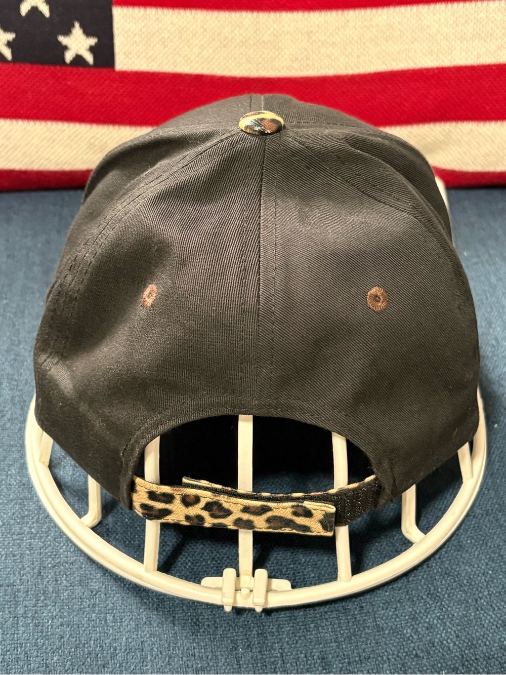 Pit Bull Leopard Print Brim Baseball Cap - Black & Leopard - Picture 5 of 10